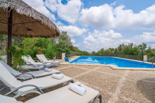 Ideal Property Mallorca - Son Perxa - Tap to explore photos