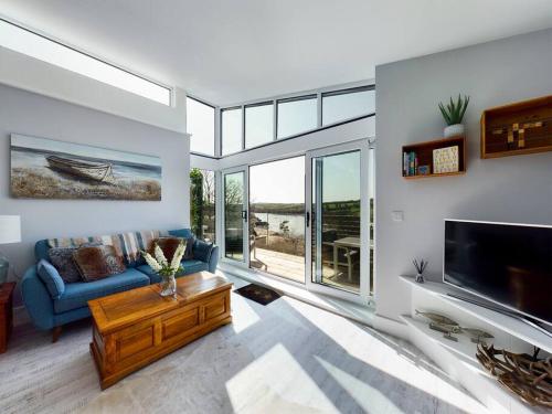 Létesítmények, Paddlers View - Luxurious 2 bed, hot tub. Town centre, water views in Kingsbridge