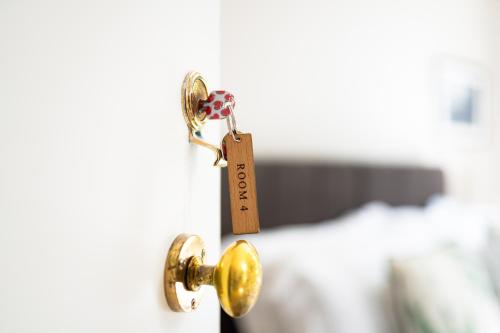 Sleepy Puffin Guest House - image 13
