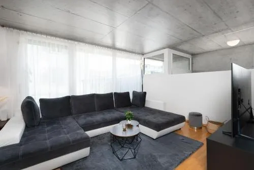 Urban Cube mit Sauna in Thun, Schweiz