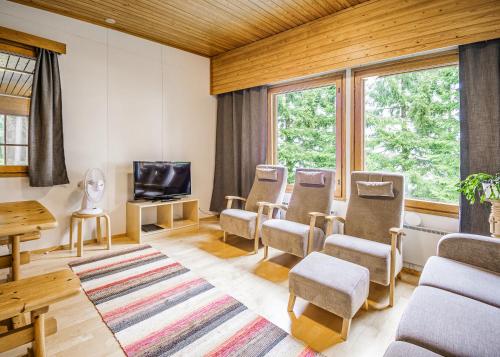 Two-Bedroom Apartment with Sauna