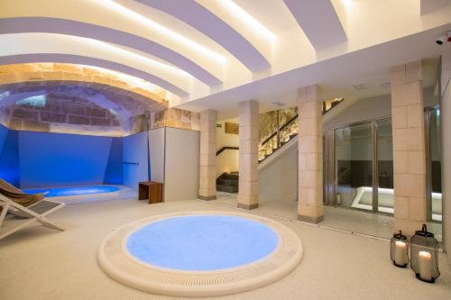 Hot tub, Boutique Hotel Sant Roc & Spa in Menorca