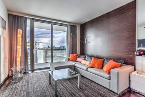 Strip View - Luxurious Studio at Palms Place, Las Vegas (foto 8)