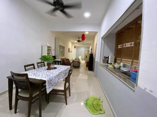 Nest Inn Homestay燕窝家民宿 in Nibong Tebal