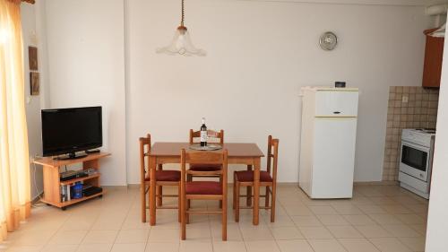 บริการและสิ่งอำนวยความสะดวก, Goldener Strand 2 in ซาคาโร (อิเลีย)