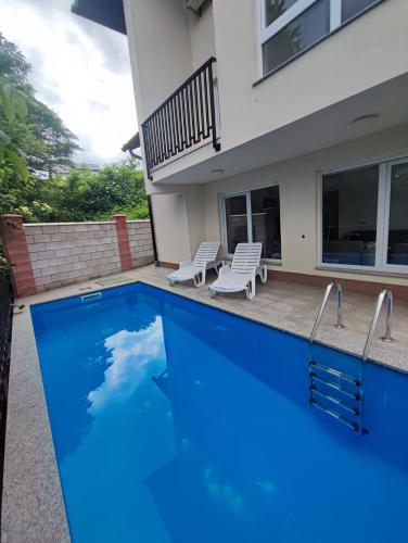 Villa Ajsa with private heated pool