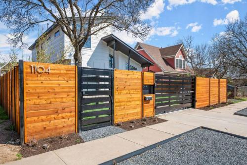 Grand Oasis At E Austin With Pool