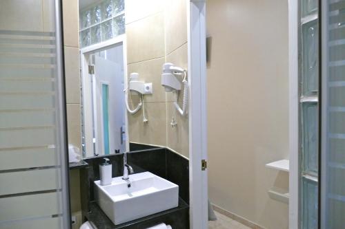 Guest House Sao Filipe - image 7