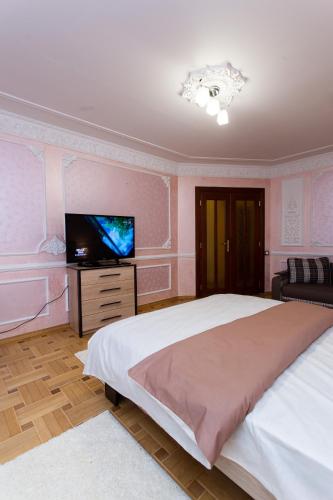 Центр. Вулиця Липова. 3 кімнати, Ternopil (fotografie 4)