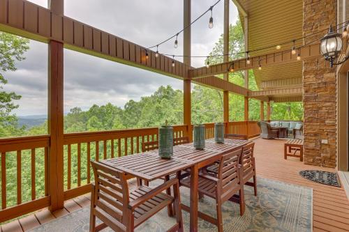 Luxe Blairsville Cabin with Game Room, Near Hikes - Hood