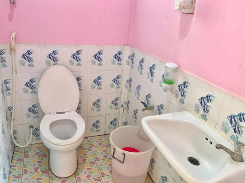 Bathroom, แสงสง่ารีสอร์ท (Saeng Sa-ngha Resort) in Nong Bua Lam Phu