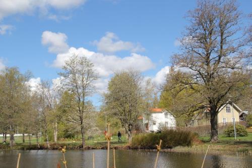 . Holmåkra long stay by House Viola, 3 bedroom entire house in Bodafors, sleeps 7