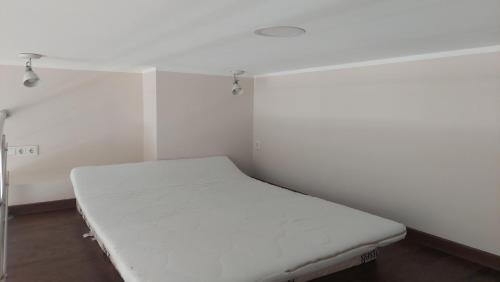 Loft styled apartment near Noblessner, Tallinn (photo 6)