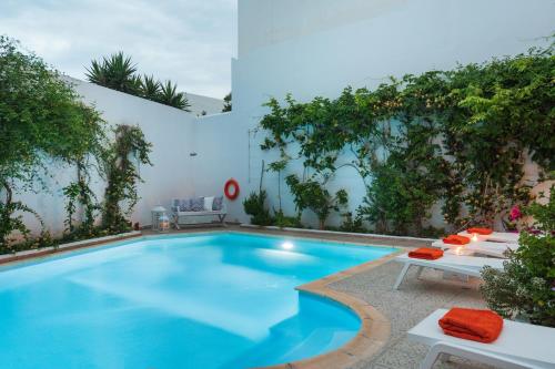 Tinos Resort - image 2