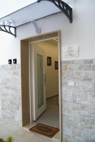 Arco Alto Rooms 3