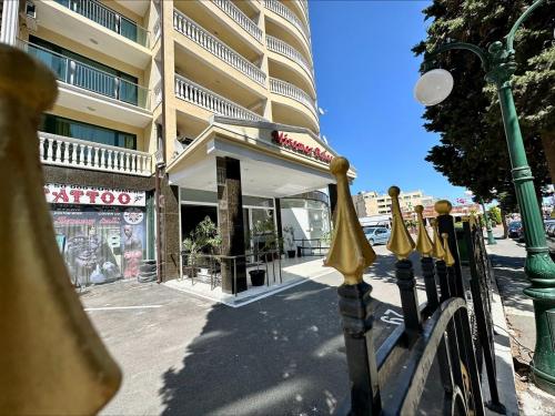 Menada Planeta Apartments - image 8