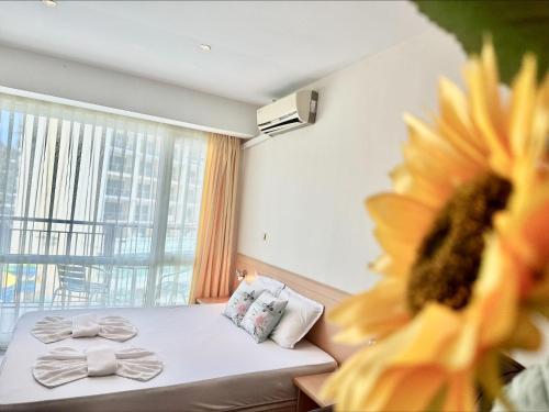 Menada Planeta Apartments - image 11