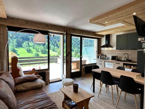 Charmant studio rénové à La Clusaz - 4 pers, terrasse, parking - FR-1-437-102 - Location saisonnière - La Clusaz