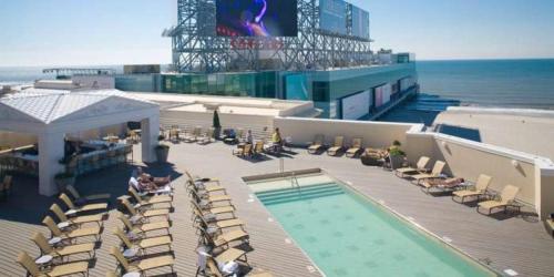 Caesars Atlantic City Hotel & Casino - image 3
