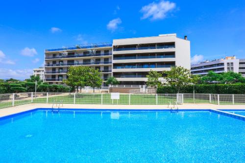 Goleta - ONLY FAMILIES