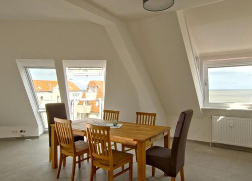 Hafenblick - komfortable sonnendurchflutete Ferienwohnung