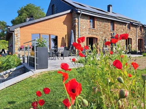 B&B Halleux - Chanteloup, Maison d'hotes - Halleux - Bed and Breakfast Halleux