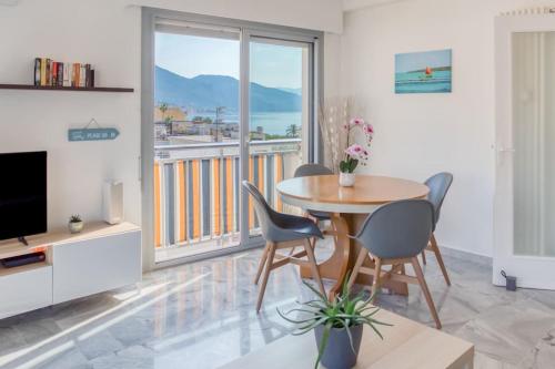 M6 1BDR Sea View balcony 2mins walk beach garage AC - Location saisonnière - Roquebrune-Cap-Martin