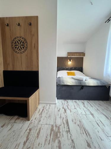 Ostoya Twoya Ostoya Twoya