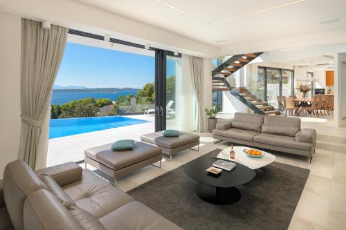 Anabel, Hvar (photo 4)