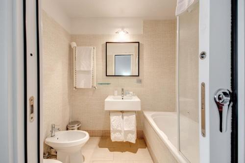 Target Inn Rooms Room Type - Deluxe Quadruple Room