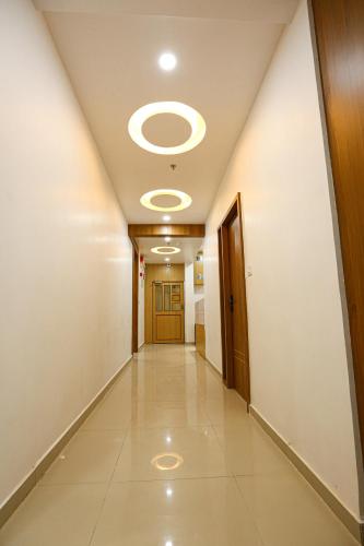 Előcsarnok, HOTEL GREEN VILLA in Surat