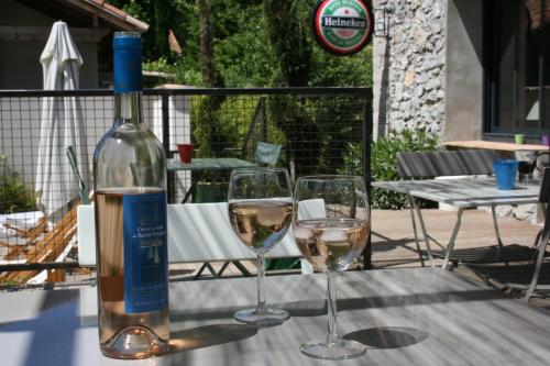 Skats, Bistrot Vintage "Chez Mamie Leone" in Lezan
