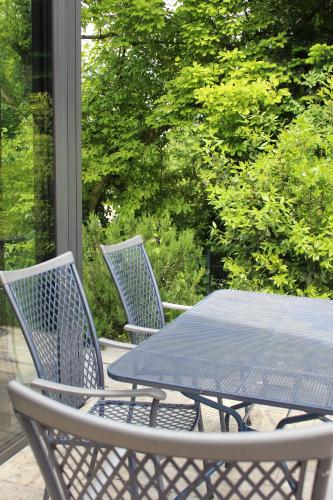 Kert, Ferienhaus mit eigenem Garten und Terrasse in Lindau városközpont