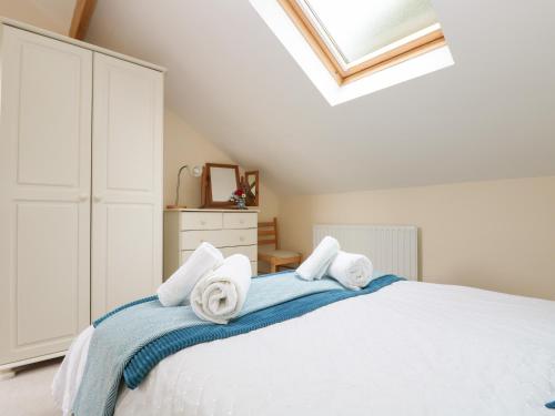 Little Hamlin - image 11