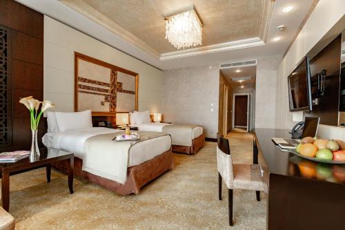 فندق وسبا شاهداق