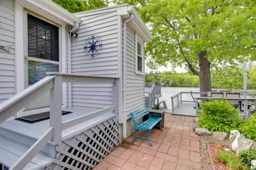 Football Fans Lake Retreat - 5 Mins to Gillette! in 普萊維 (MA)