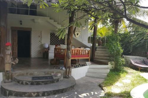 PRIVATE HOUSE IN WATAMU 4 PEOPLE in Watamu