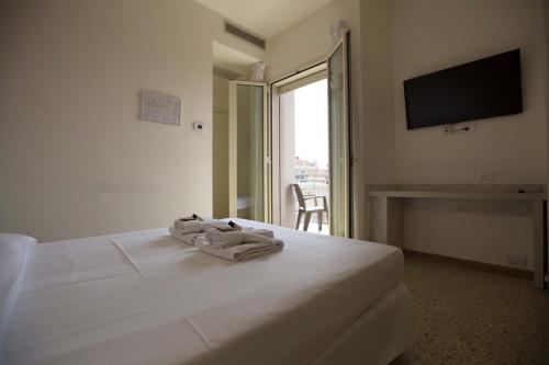 Hotel Confort - image 14