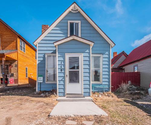 Cozy house close to Main St in downtown Leadville! in Leadville, USA