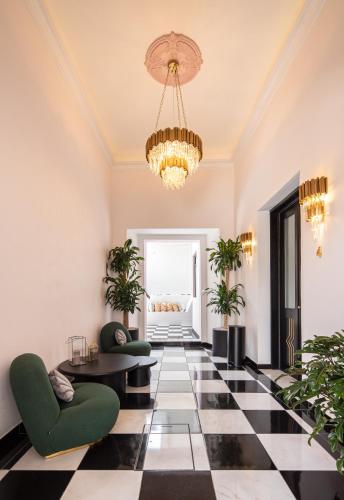 Exterior view, HOLT's Casa De Mi Independencia in Oaxaca