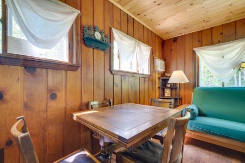 Charlevoix Cabin with Patio and Grill - Steps to Lake! in Charlevoix, USA