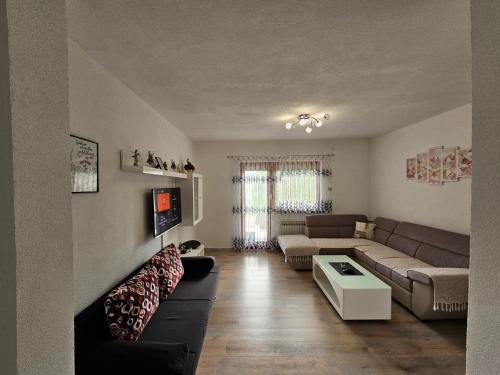 Apartment Topalović (Apartment Topalovic) in 克雷尼薩