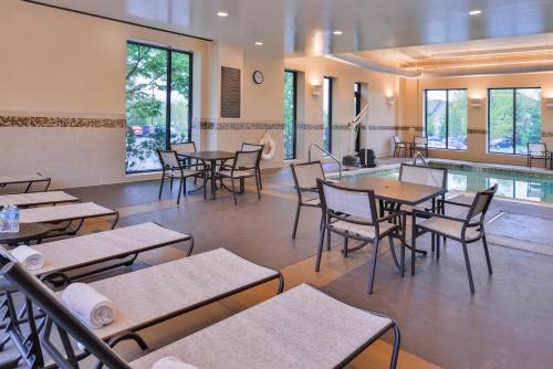 Gyógyfürdő, Hyatt Place Herndon Dulles East in Herndon (Virginia)