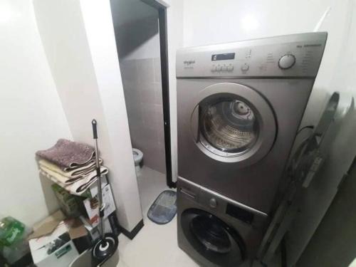 Cubao Manhattan HEights Unit 6H Tower B, 2BR, Cainta