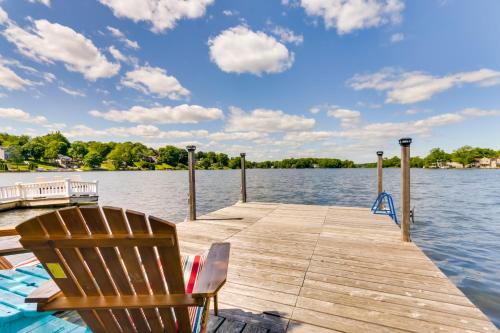 Lakefront Home, Close to Mt Southington!