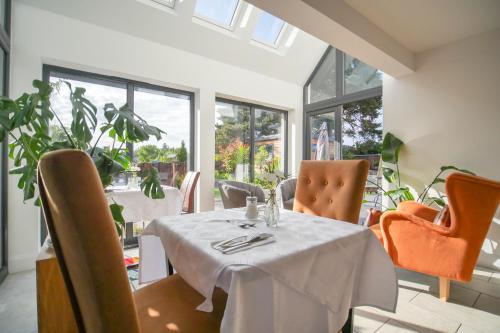 Pinewood Cottage Apartment & B&B Inverness 2