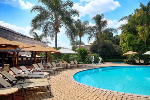 Protea Hotel Polokwane Ranch Resort - 수영장