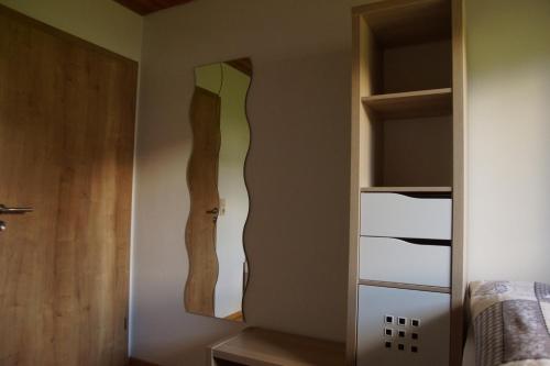 2 bedrooms, 3 beds