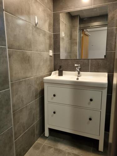 El Mundo Suites - image 4