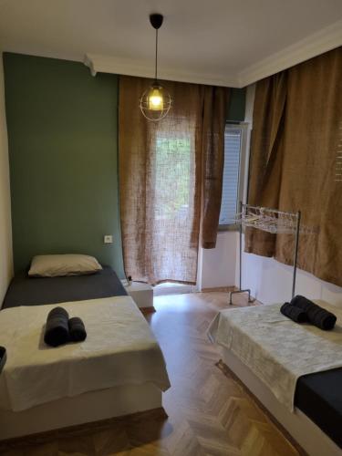 El Mundo Suites - image 11